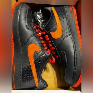 Nike mens Air Force 1’s Navy and orange